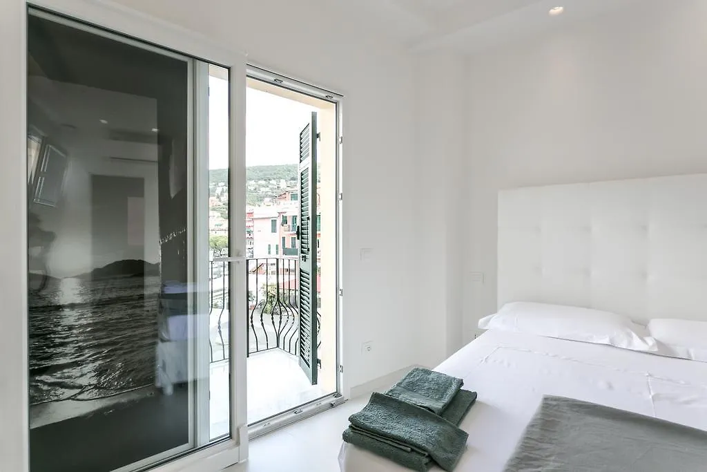 Al Molo Sea View Rooms Lerici Italy