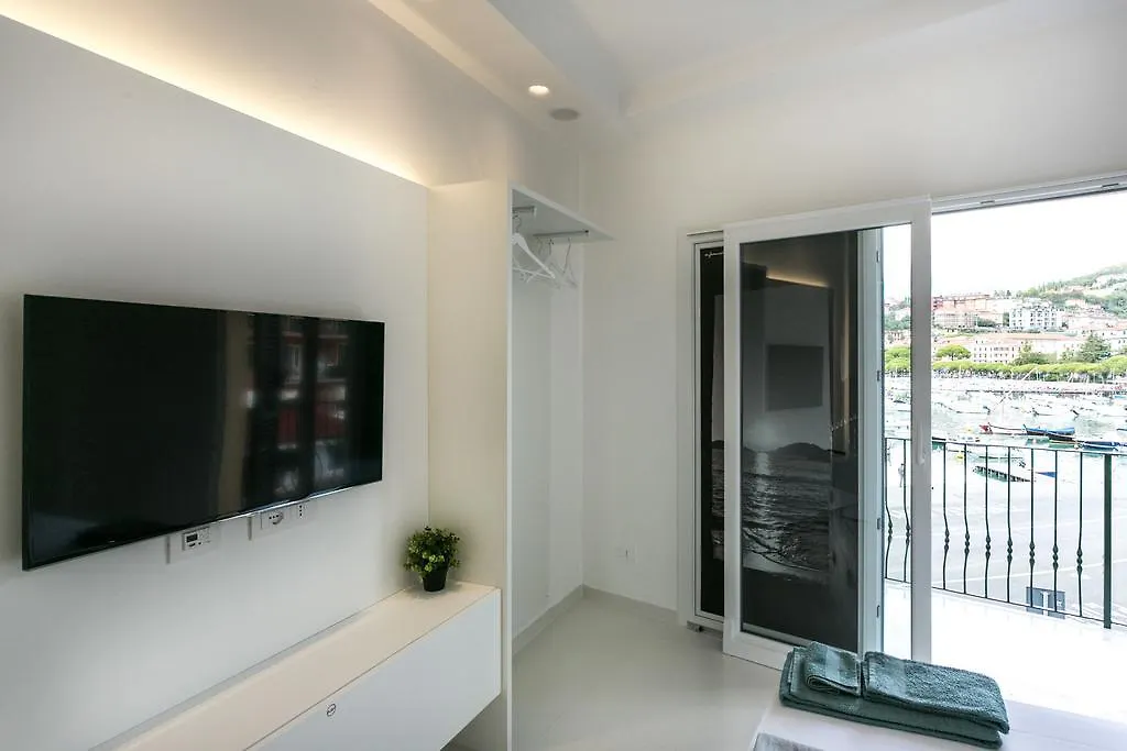 Guest house Al Molo Sea View Rooms Lerici